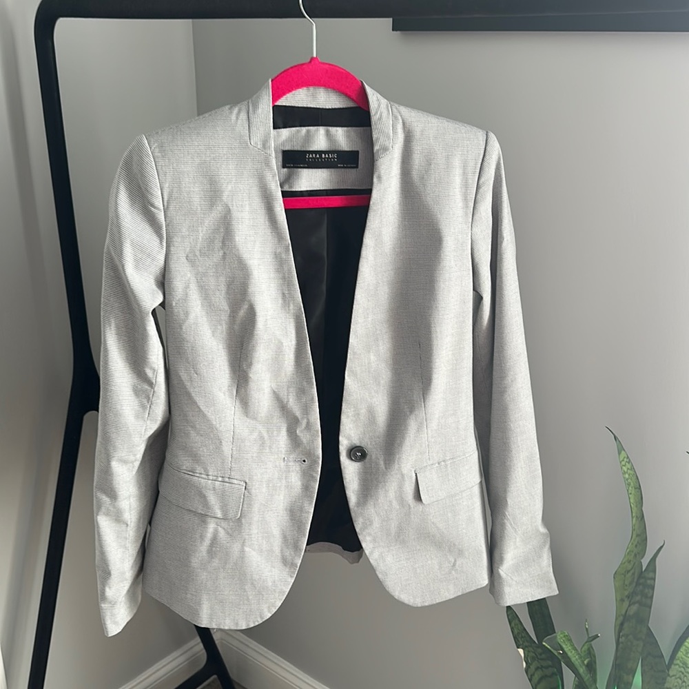 Zara Basic Collected Grey Houndstooth Blazer Grey… - image 1